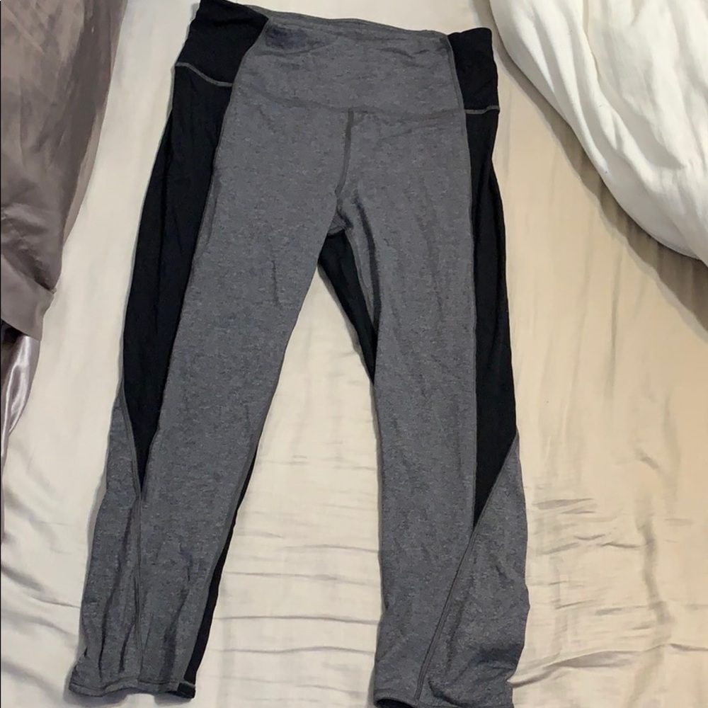 perfect condition lululemon leggings.